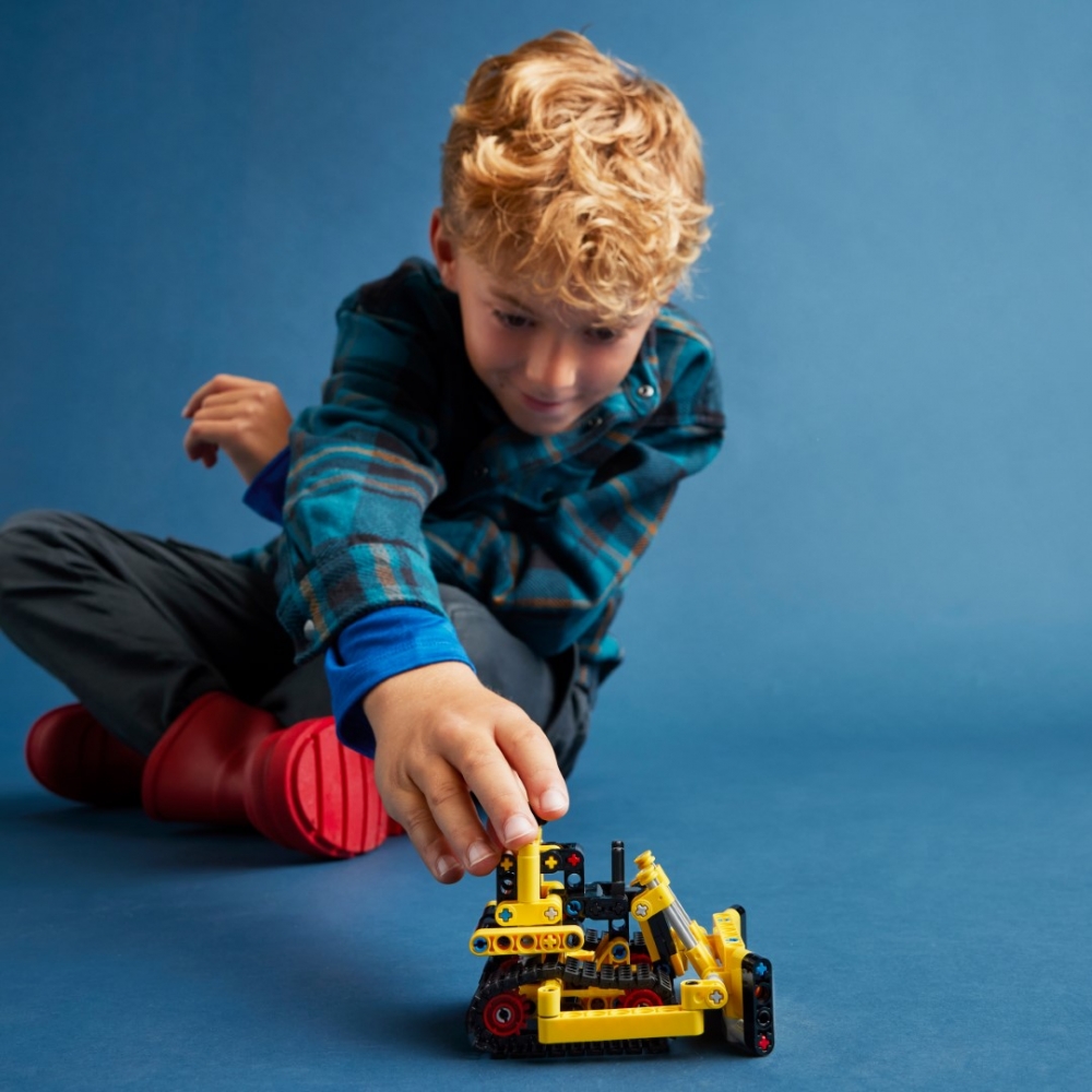 lego-technic-42163-voimas-buldooser-1